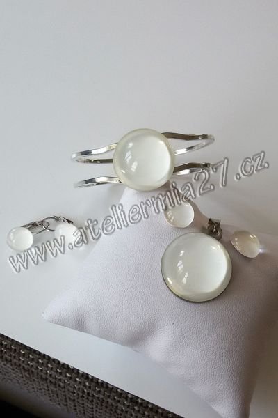 Zářicí skleněné šperky - komplet Bílá vášeň - Kliknutím na obrázek zavřete
